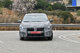 all-new-2021-dacia-logan-spied-with-led-lights-coupe-roof2.jpg